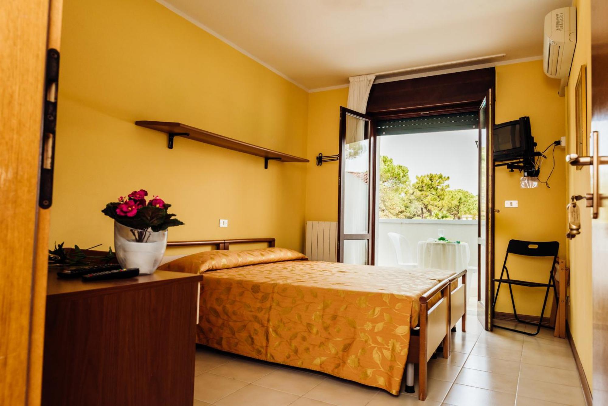 Hotel Rosa Dei Venti ลินญาโน ซับเบียโดโร ห้อง รูปภาพ